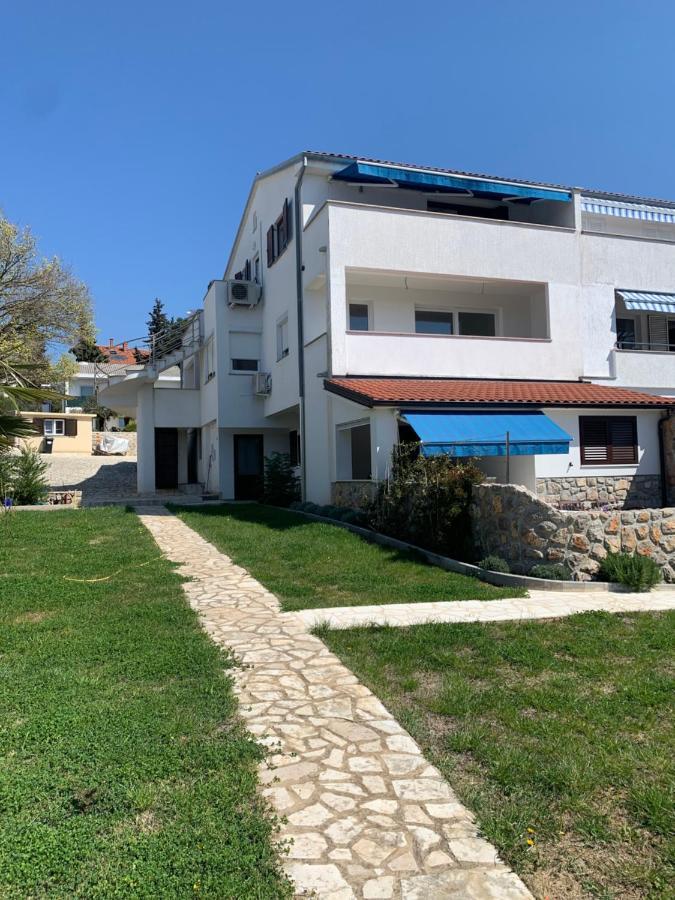 Seaside Apartments Petar Krk Town Bagian luar foto