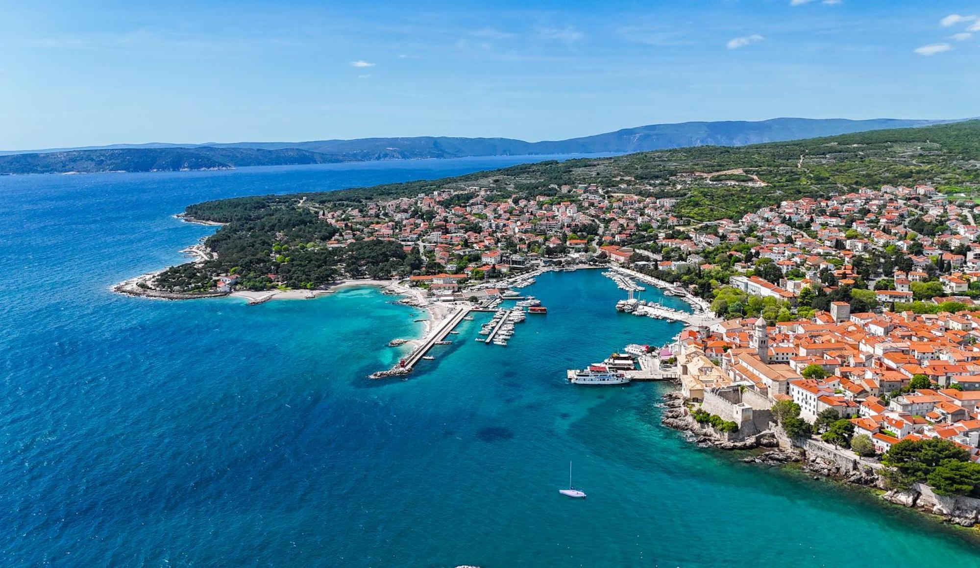 Seaside Apartments Petar Krk Town Bagian luar foto